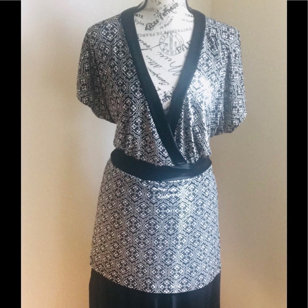 *Perception Women black and white blouse P…